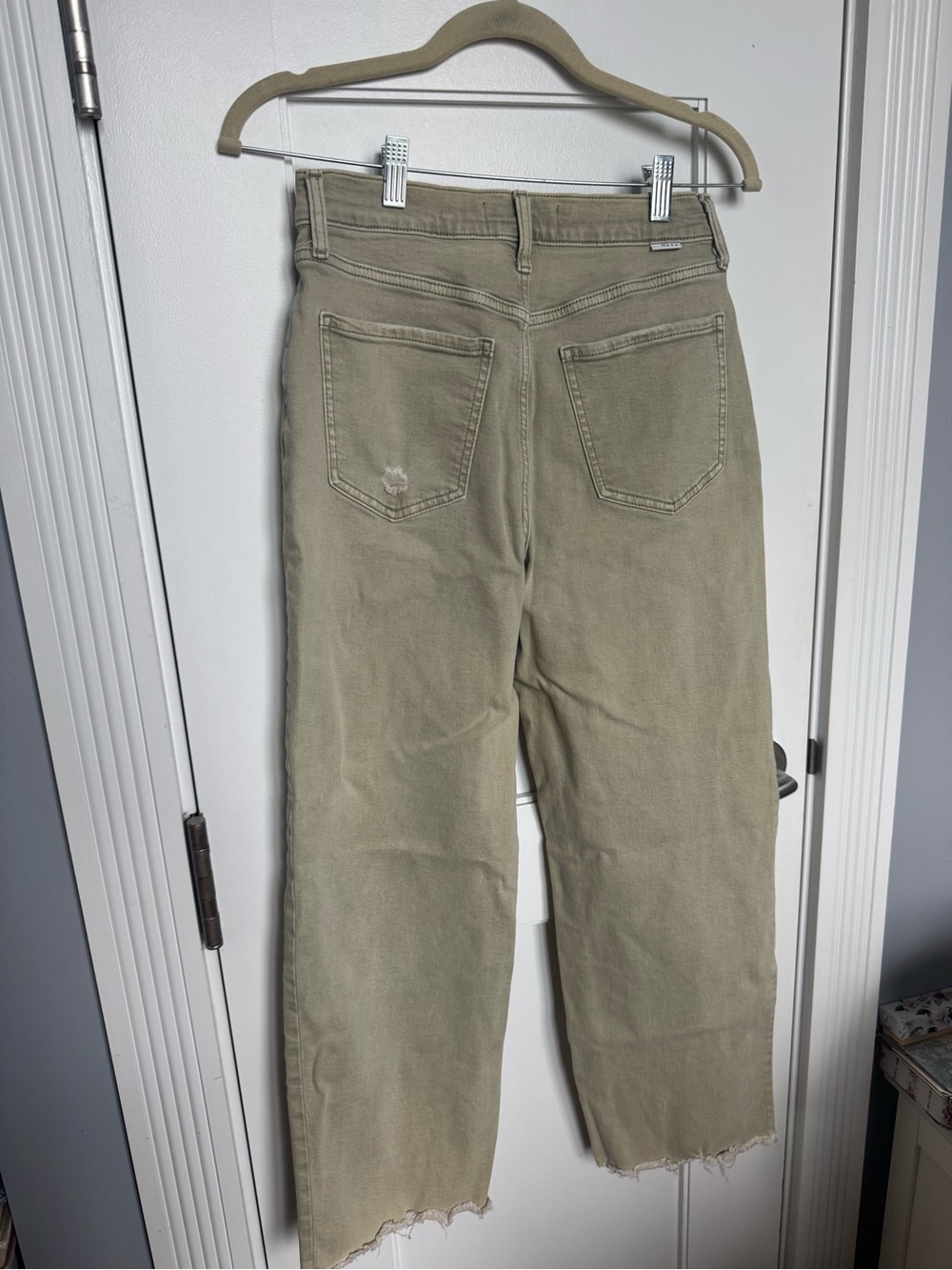 DAZE High-Rise Women's Jeans — Khaki - Picture 4 of 5